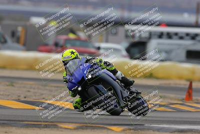 media/Jan-15-2023-SoCal Trackdays (Sun) [[c1237a034a]]/Turn 2 Set 2 (1155am)/